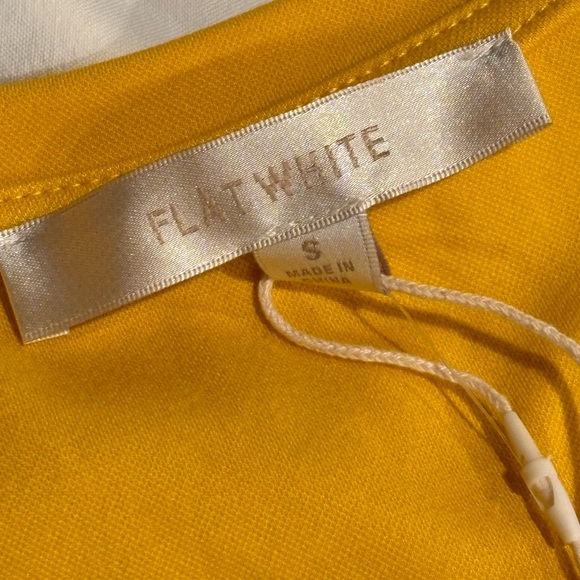 Flat White Anthropologie Marigold Ruffle sleeve top size S NWT - Picture 6 of 12